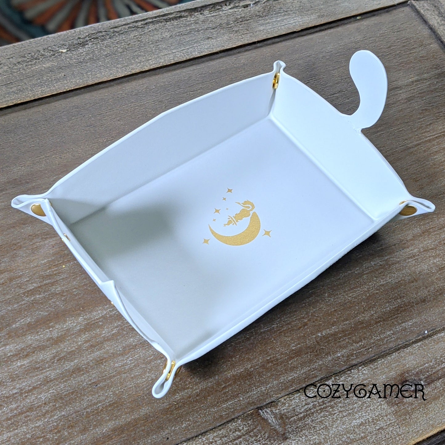 White Cat Dice Tray – Foldable PU Leather Rolling Tray for DnD | Fennek & Finch Dice Bags & Accessories Fennek & Finch