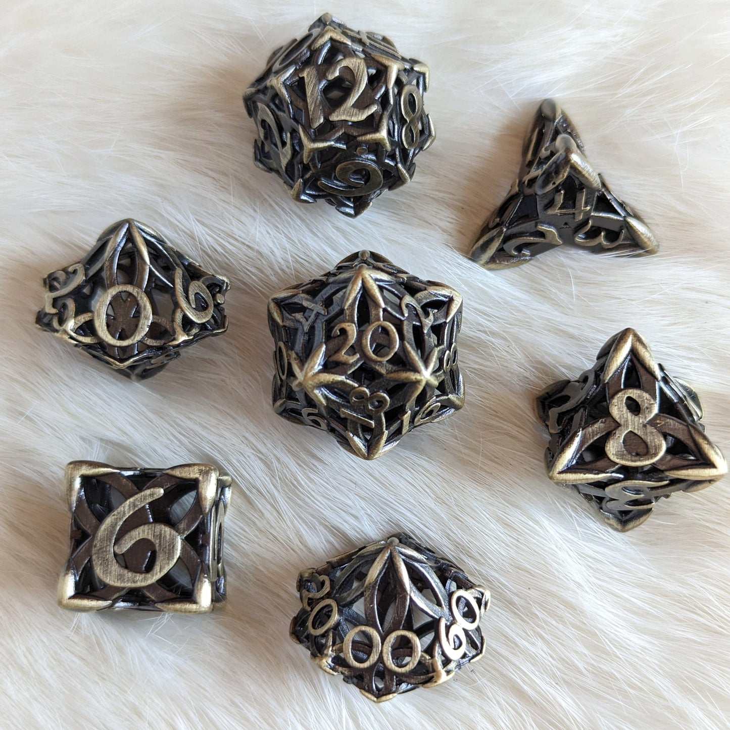Celtic Knot Hollow Metal Dice Set Bronze