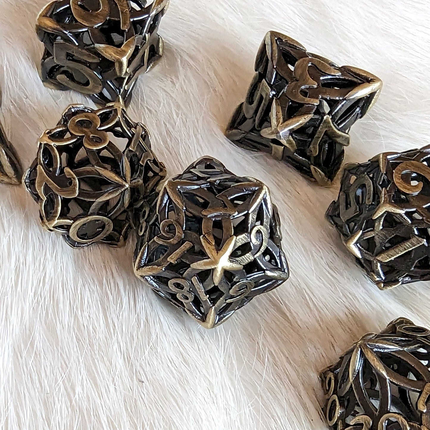 Celtic Knot Hollow Metal Dice Set