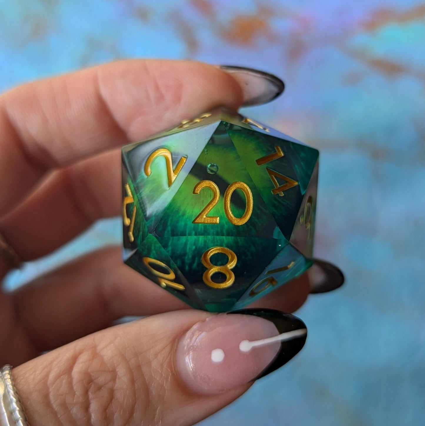 Emerald Eye Liquid Core D20 – Large Green Moving Eye DnD Die Dice Sets & Games Fennek and Finch