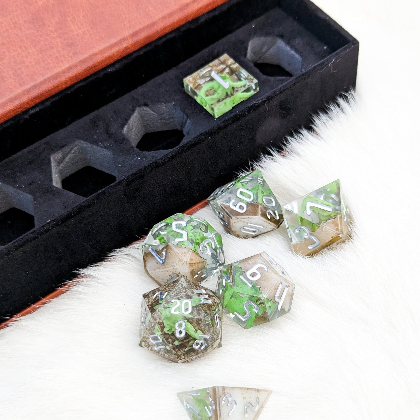 Green Dragon Sharp Edge Dice Set – 7 - Piece Miniature Dragon DnD Dice - Fennek and Finch