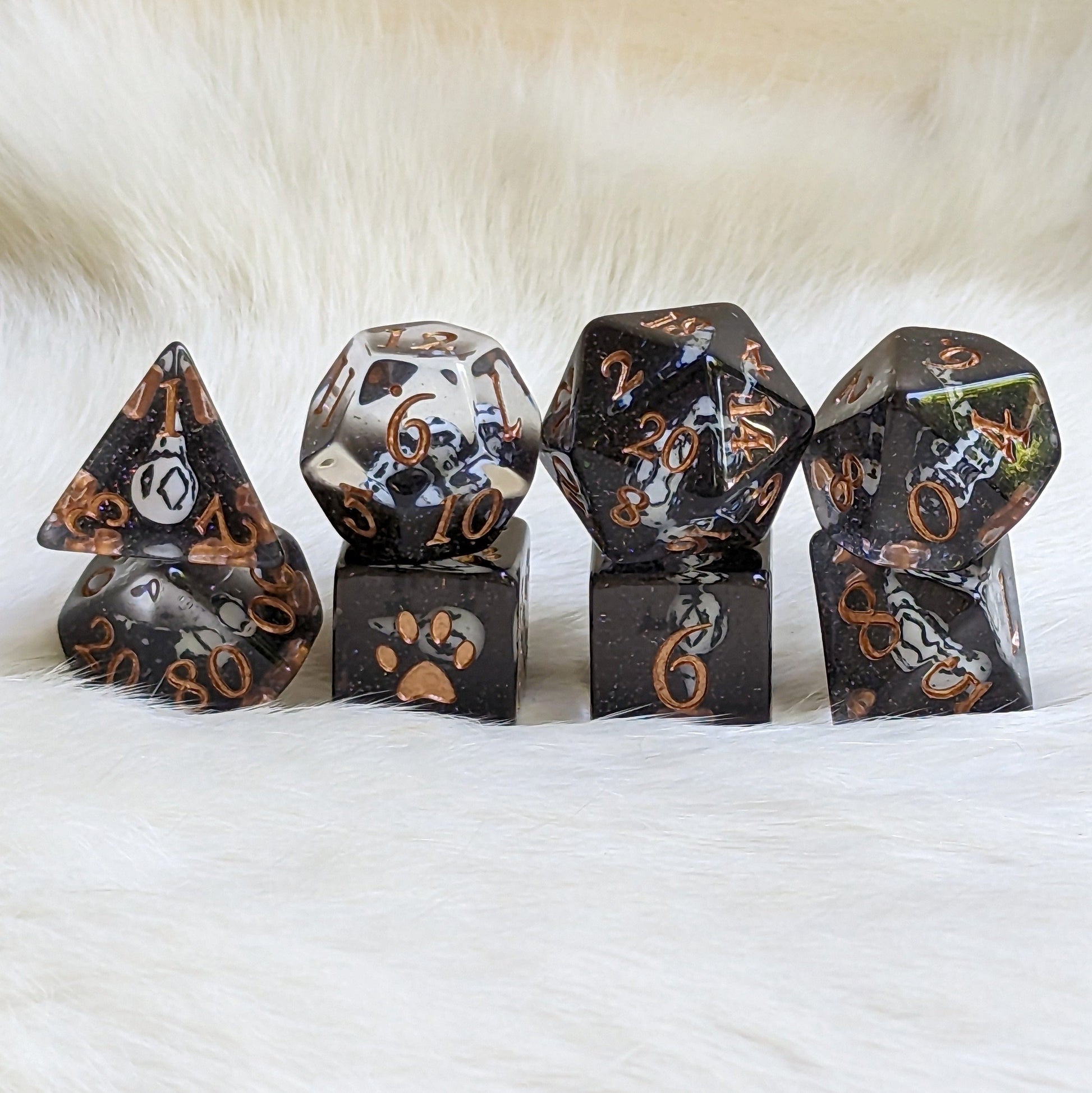 Mementos Dice Set. 8 Piece Bird Skull Raven Queen Themed Dice Set Dice sets Fennek and Finch