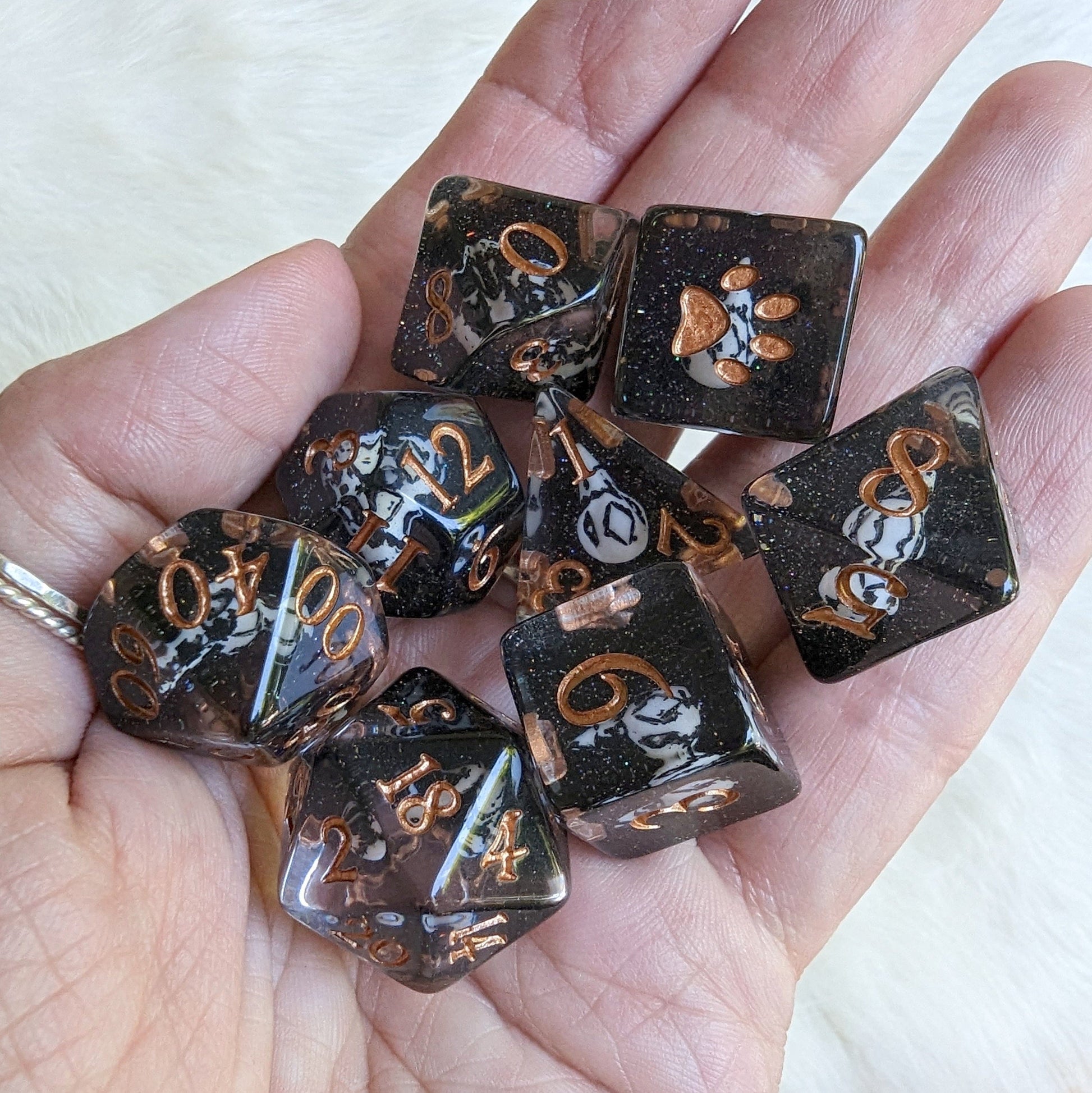 Mementos Dice Set. 8 Piece Bird Skull Raven Queen Themed Dice Set Dice sets Fennek and Finch