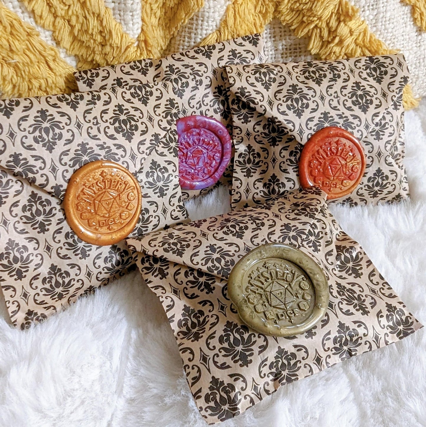 Mystery Dice Packet – Surprise Dice Set or Chonky D20 for DnD Dice Sets & Games Fennek and Finch