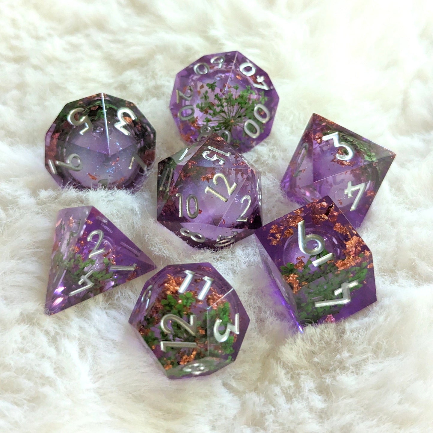 Purple Liquid Core Sharp Edge Resin DnD Dice Set with Flowers