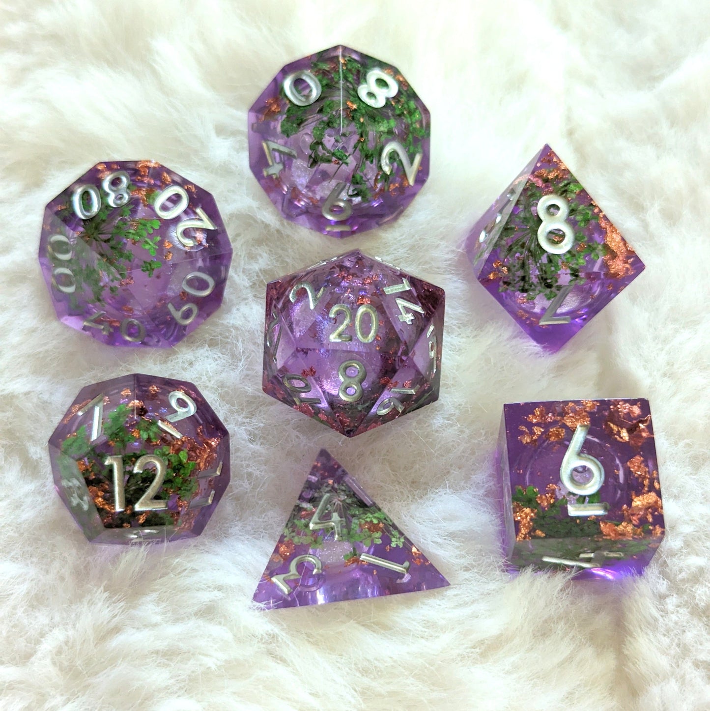 Purple Liquid Core Sharp Edge Resin DnD Dice Set with Flowers