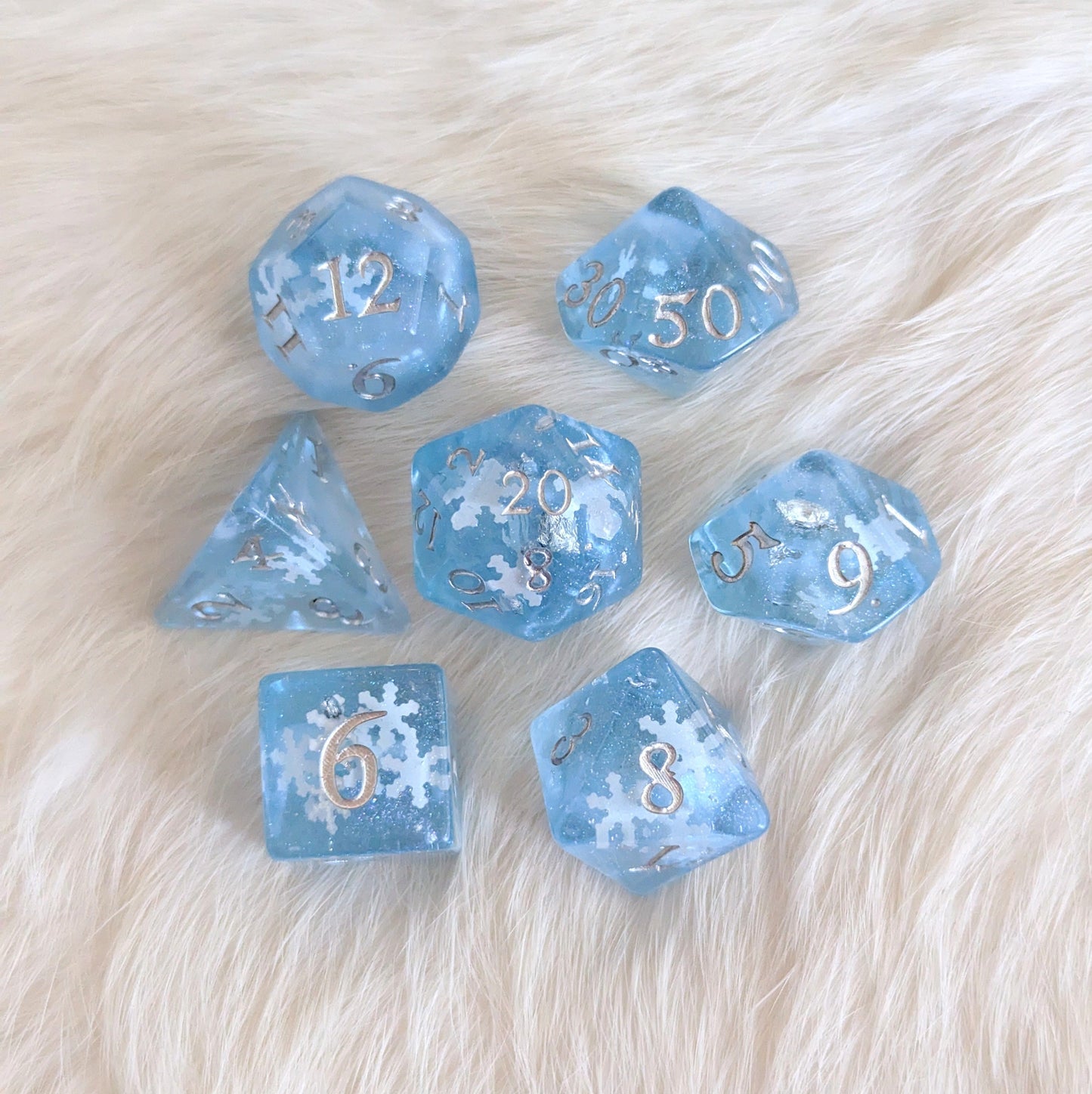 Snowfall Dice Set 7 piece set