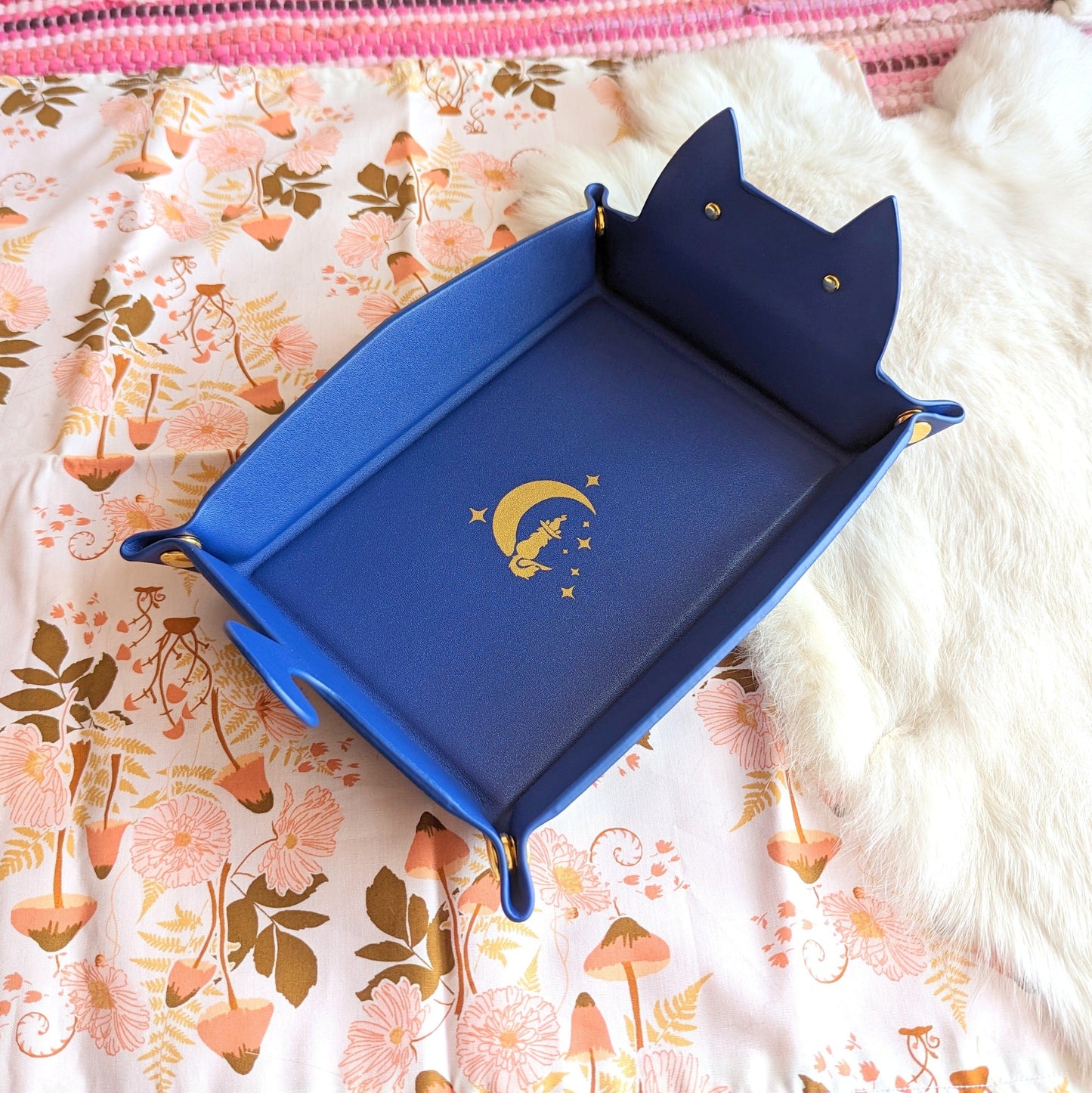 Cat Shaped Dice Rolling Tray in Indigo Dice Sets & Games Fennek and Finch