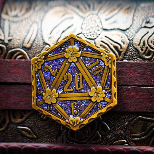 Hexagon D20 glittering metal coin with blue purple glitter, zinc alloy, 2 sided die, size 50mm, ancient design, close-up.