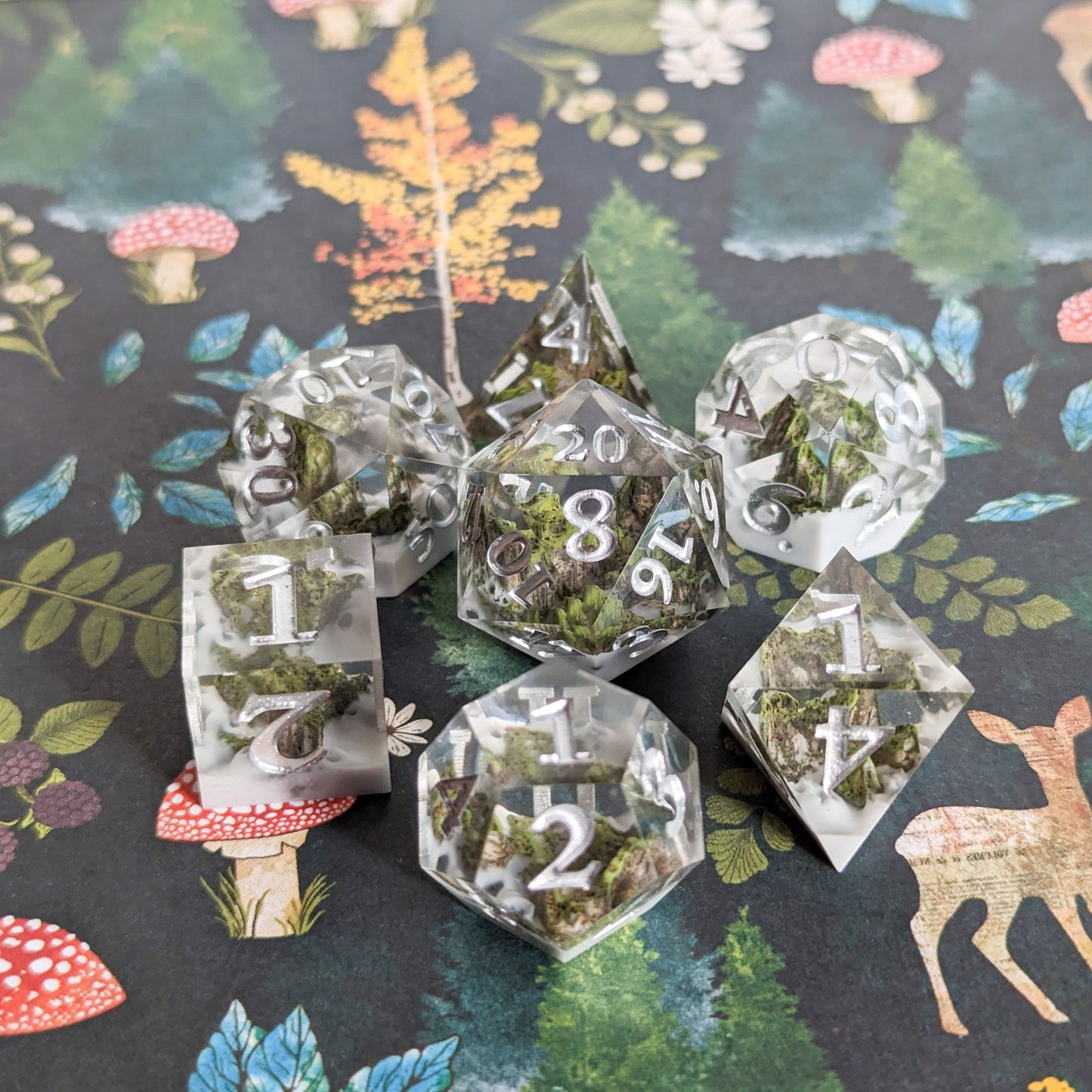 High Peak Sharp Edge Resin DnD Dice Set