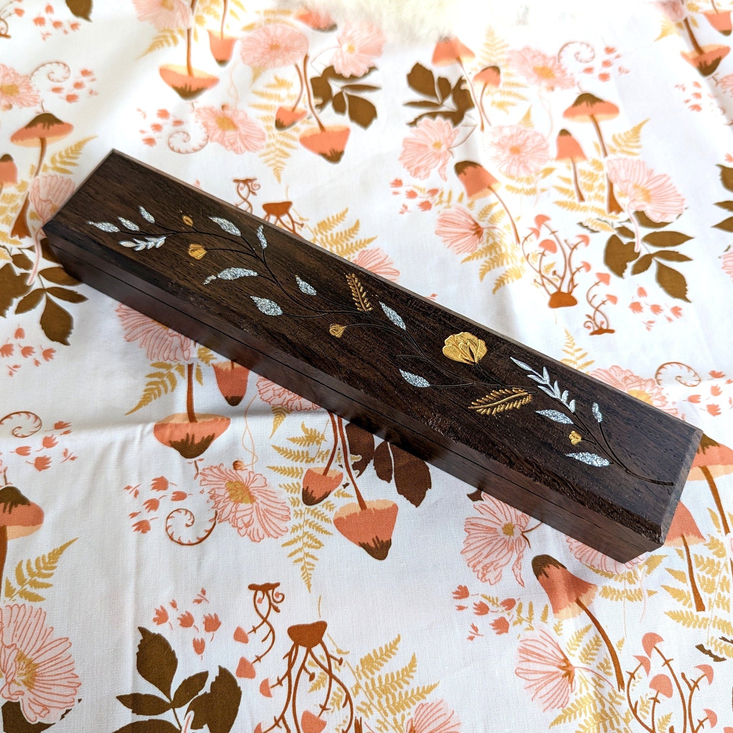 Honeysuckle Wooden Dice Box