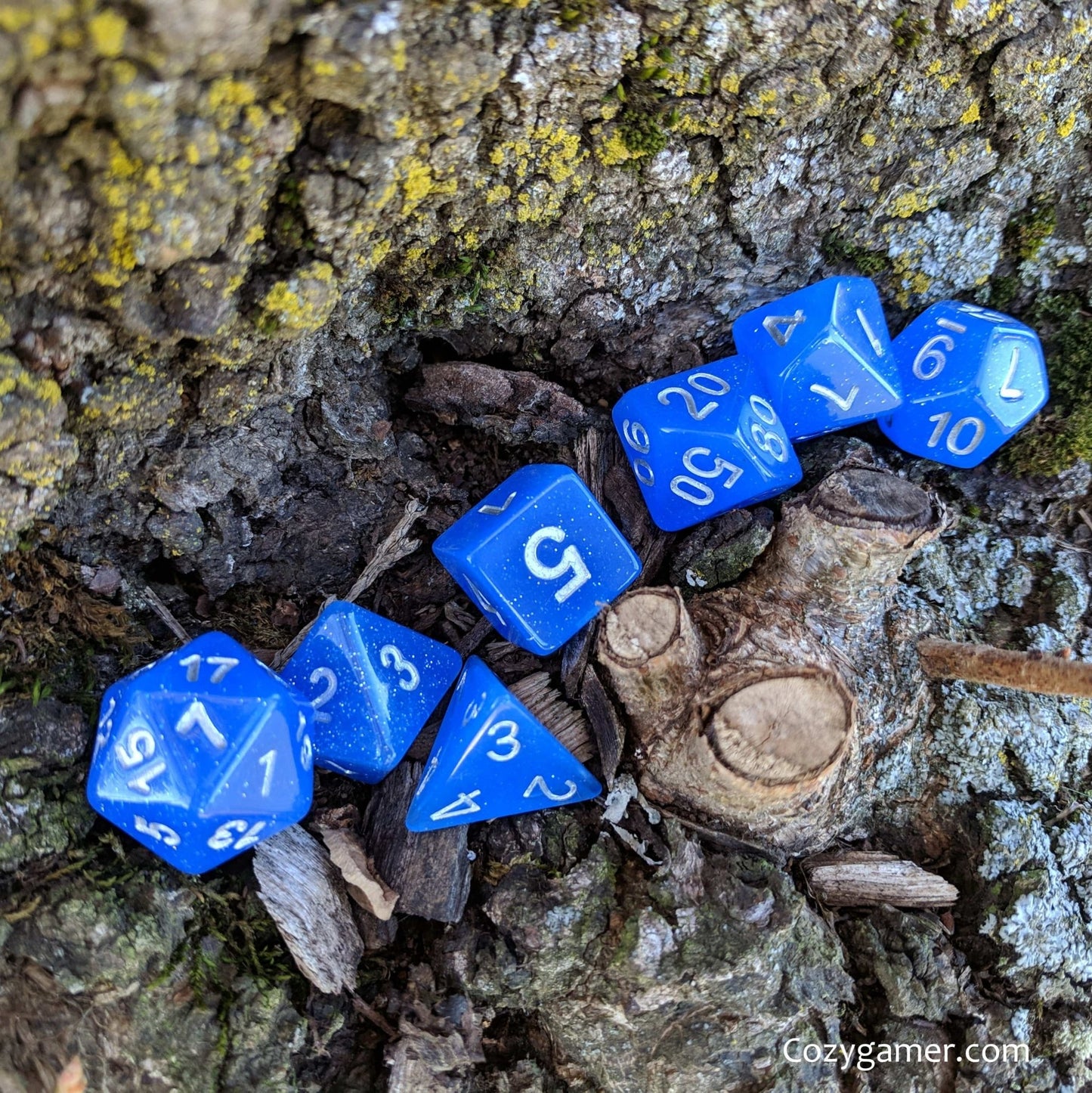 Mana Spritzer Dice Set – 7-Piece Semi-Translucent Blue Glitter Polyhedral DnD Dice sets Fennek and Finch