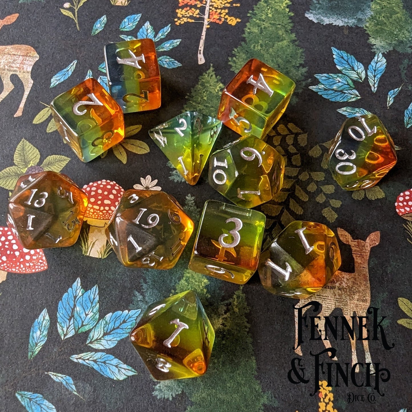 Sunrise Dice Set. 7 piece DND dice set Dice sets Fennek and Finch