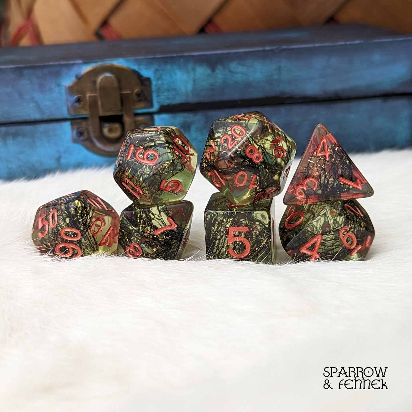 Tangled Wood Dice Set. 7 Piece Green Forest Themed Dice Set with Branches and Copper Foil Dice sets Fennek and Finch