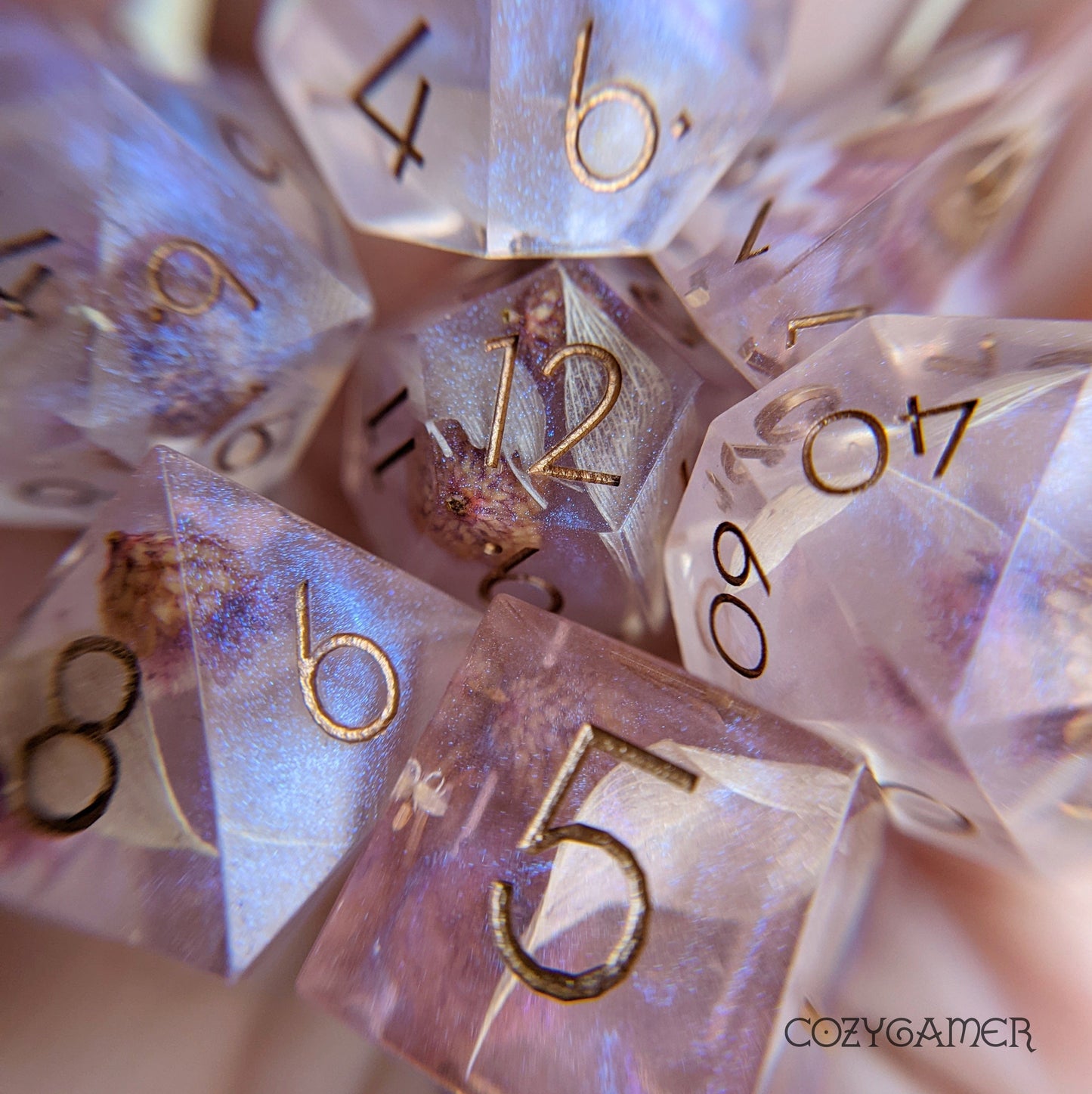 Thistle Handmade Sharp Edge Resin Dice Set. 7 Piece DND dice set with real dried flowers inside