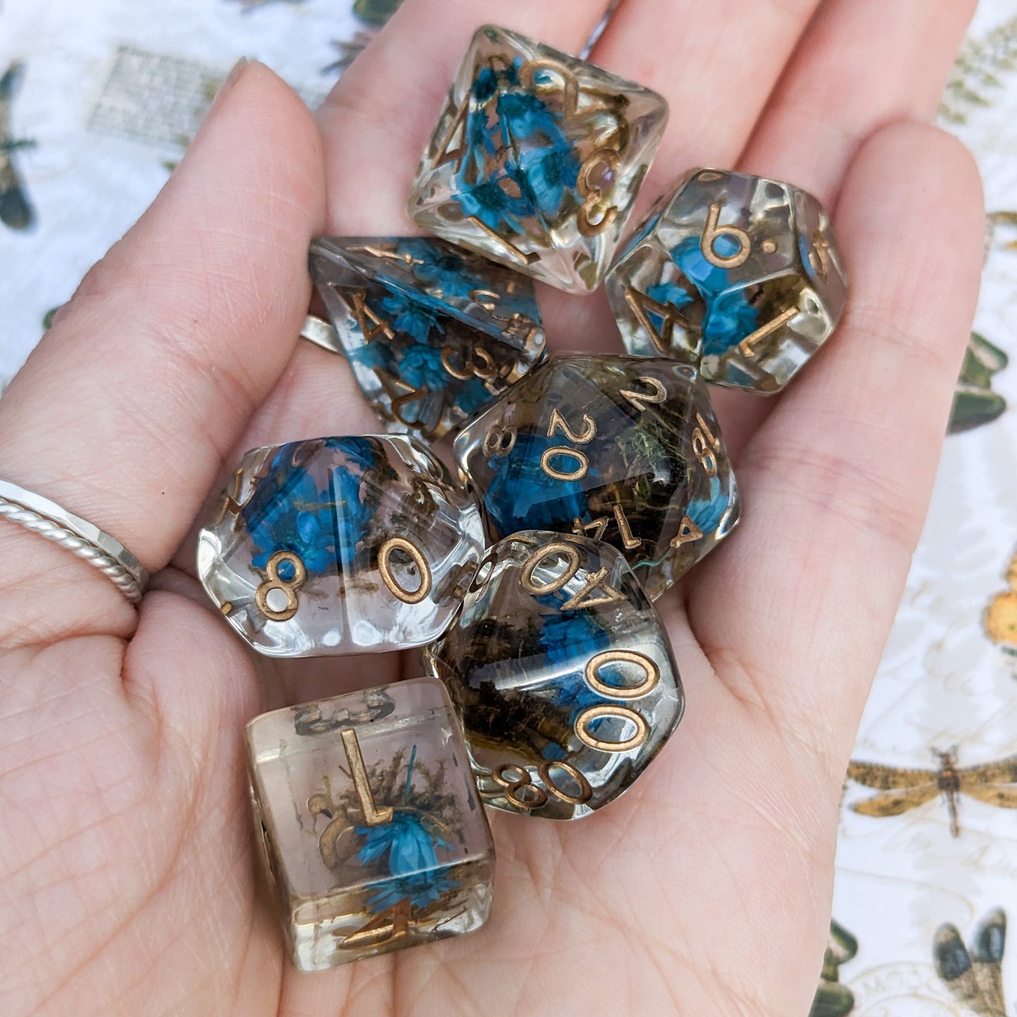 Tiny Blue Flowers and Moss - 7 Piece Dice Set