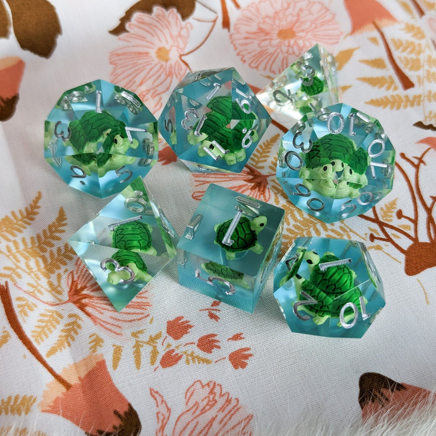 Turtle Sharp Edge Resin DnD Dice Set