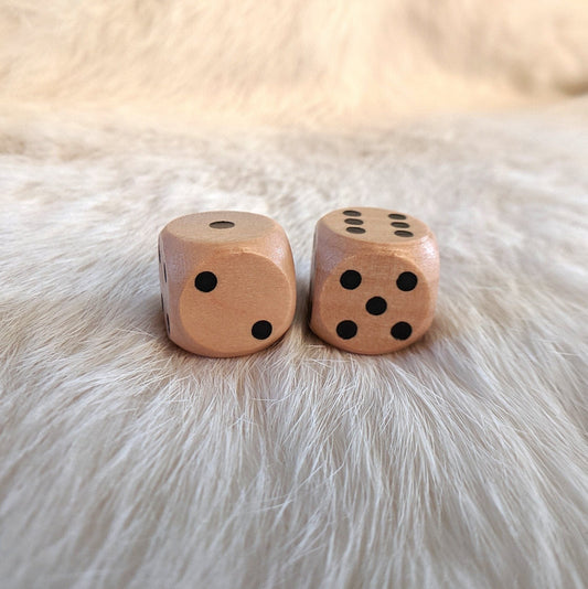 Wood Set of 2 D6s, Light Wooden Dice - CozyGamer