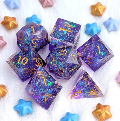 Crackling Purple Magic Sharp Edge DND Dice Set