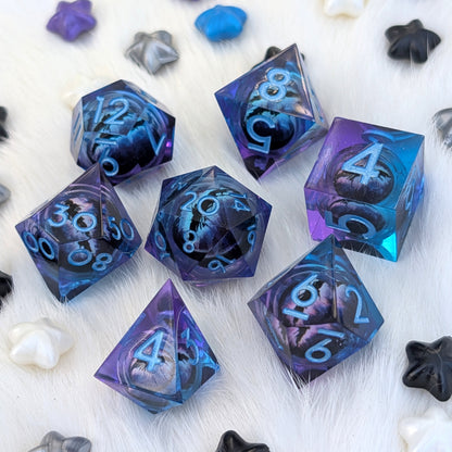 Moving Eye Liquid Core DnD Dice Set - Purple Blue - Eldritch Gaze