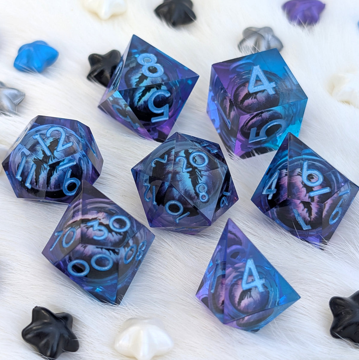 Moving Eye Liquid Core DnD Dice Set - Purple Blue - Eldritch Gaze