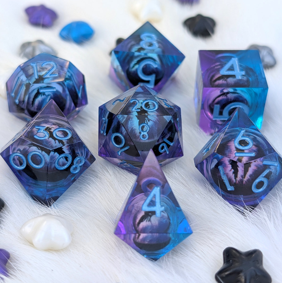 Moving Eye Liquid Core DnD Dice Set - Purple Blue - Eldritch Gaze