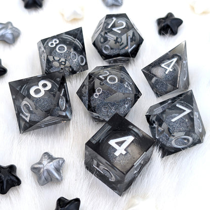 Black Liquid Core DnD Dice Set - Gray Glitter - Grave Mist