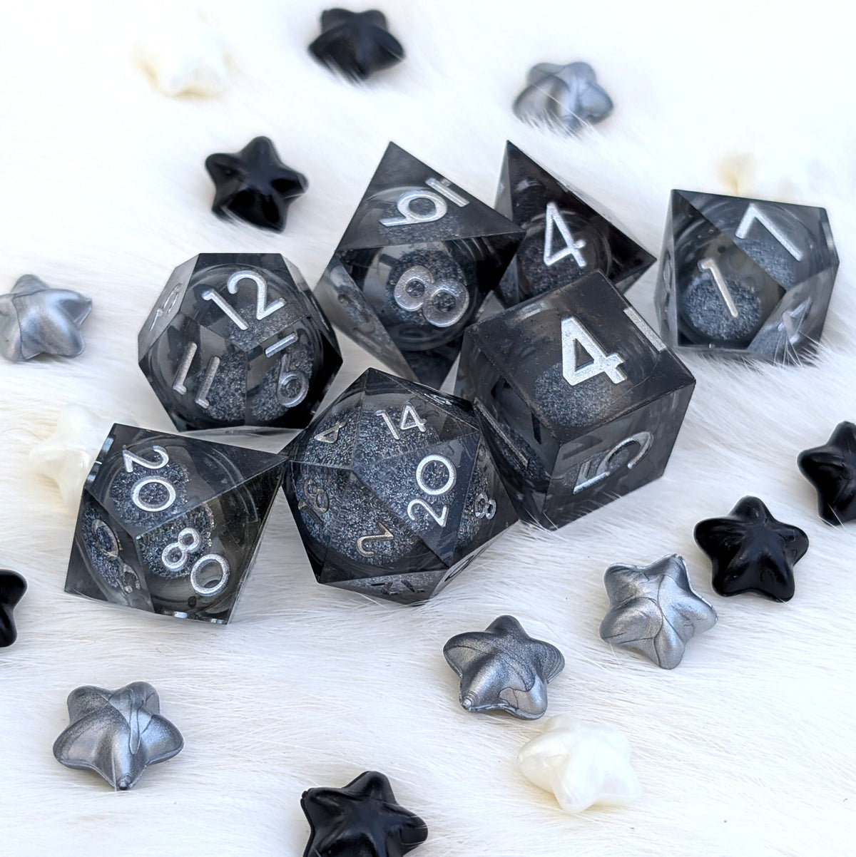 Black Liquid Core DnD Dice Set - Gray Glitter - Grave Mist