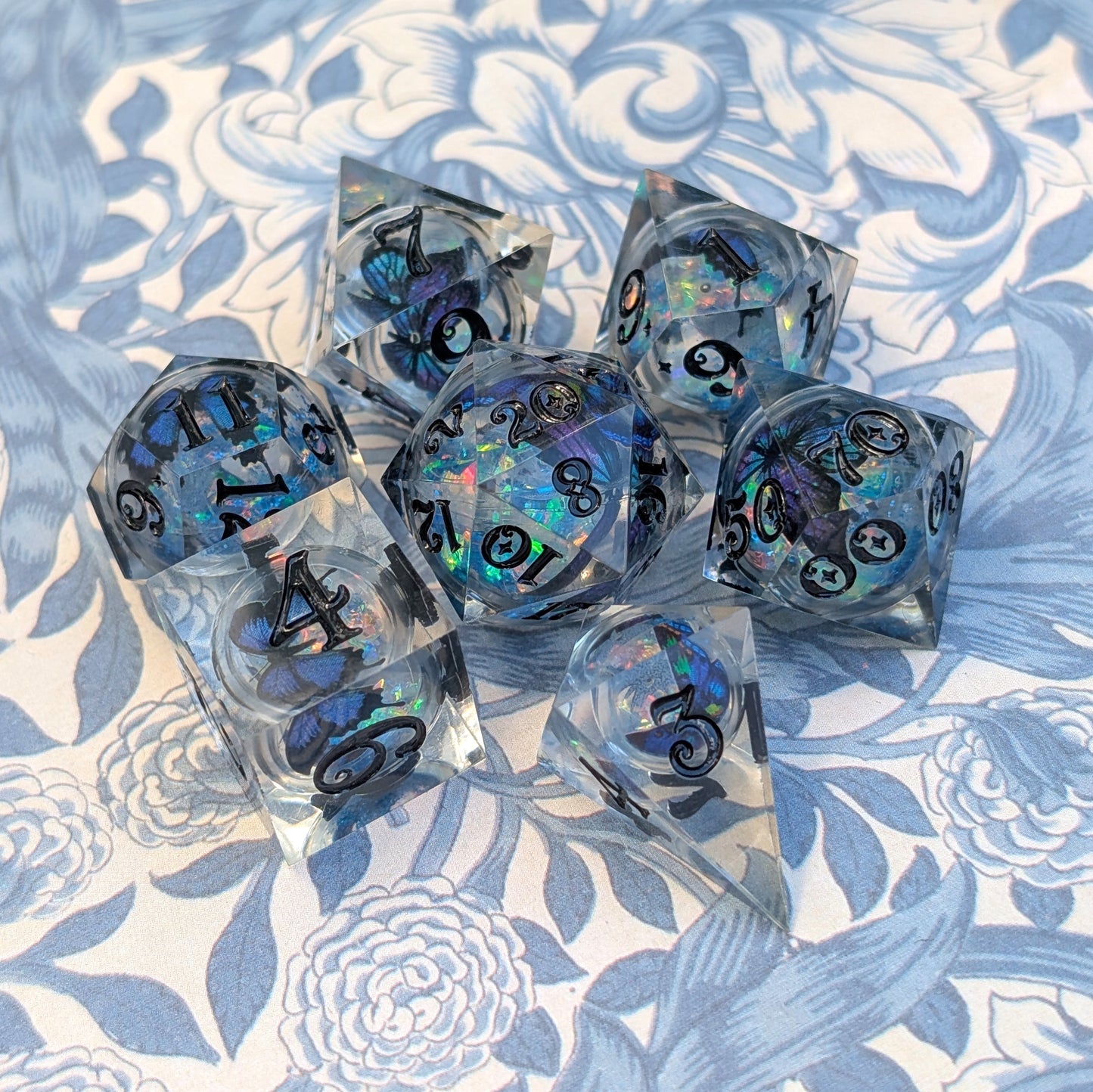 Butterfly Orb Dice Set, Liquid Core Sharp Edge Resin DnD Dice