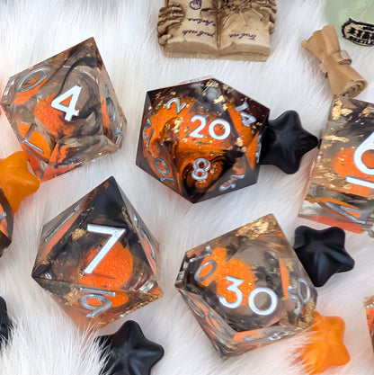 Halloween Liquid Core DnD Dice Set - Pumpkin Pyre