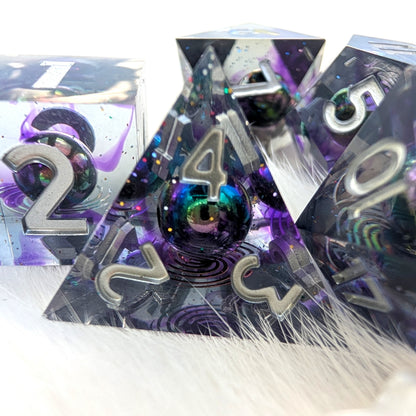Sharp Edge DnD Dice Set - Purple Holographic Resin - Spectral portal
