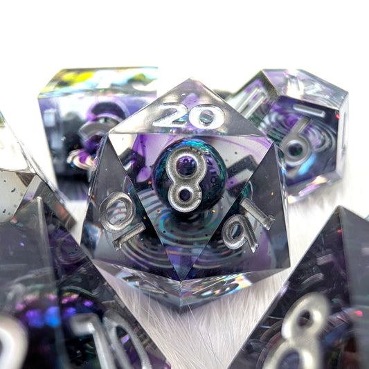 Sharp Edge DnD Dice Set - Purple Holographic Resin - Spectral portal