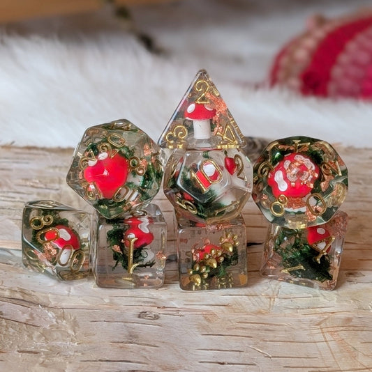 Amanita Mushrooms & Moss – 8 - Piece Botanical Dice Set with Gold Font | Fennek & Finch - Fennek and Finch