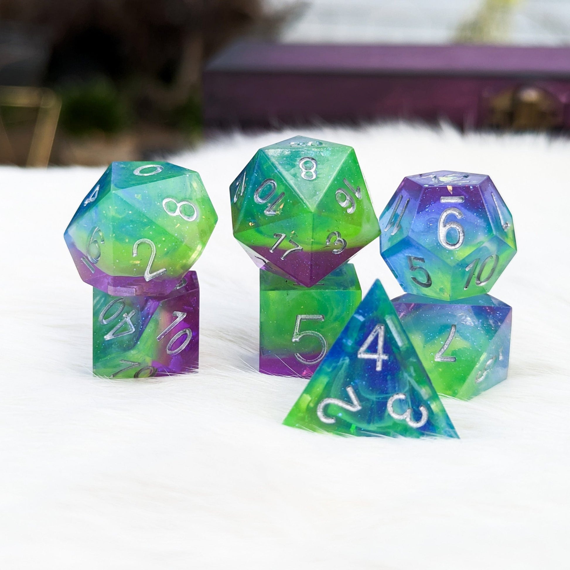 Aurora Sharp Edge Dice Set – 7 - Piece Purple Blue Green Borealis DnD Dice - Fennek and Finch