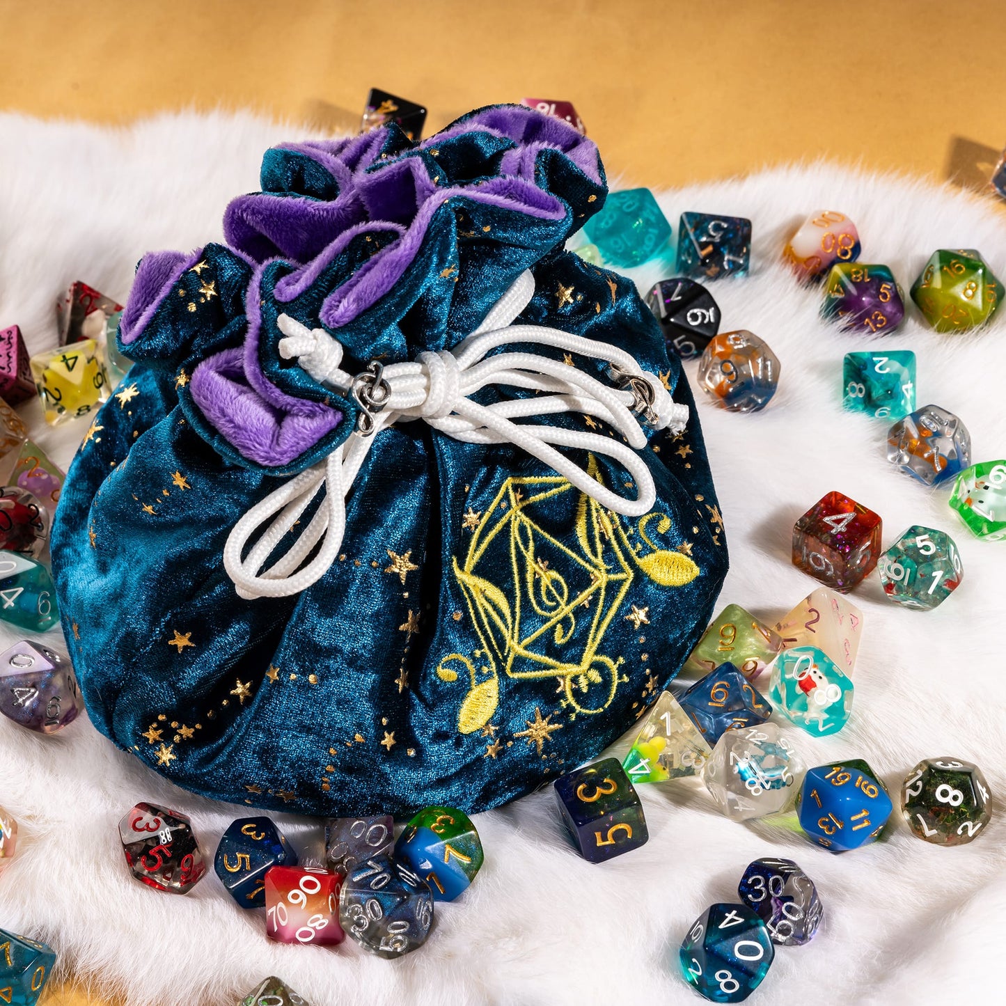 Bard Dice Bag: Blue Velvet & Golden Stars, Embroidered D20, Multi-Pocket TTRPG Storage Fennek and Finch