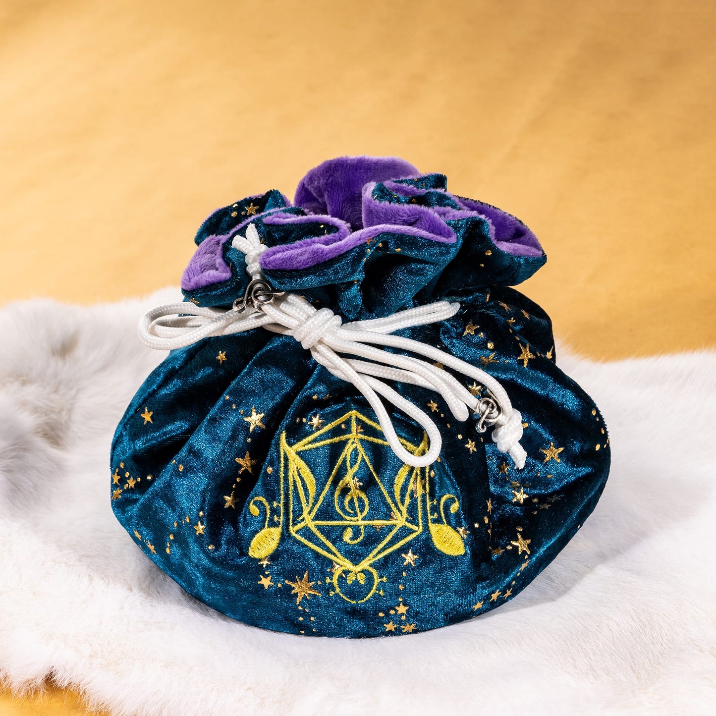 Bard Dice Bag: Blue Velvet & Golden Stars, Embroidered D20, Multi-Pocket TTRPG Storage Fennek and Finch