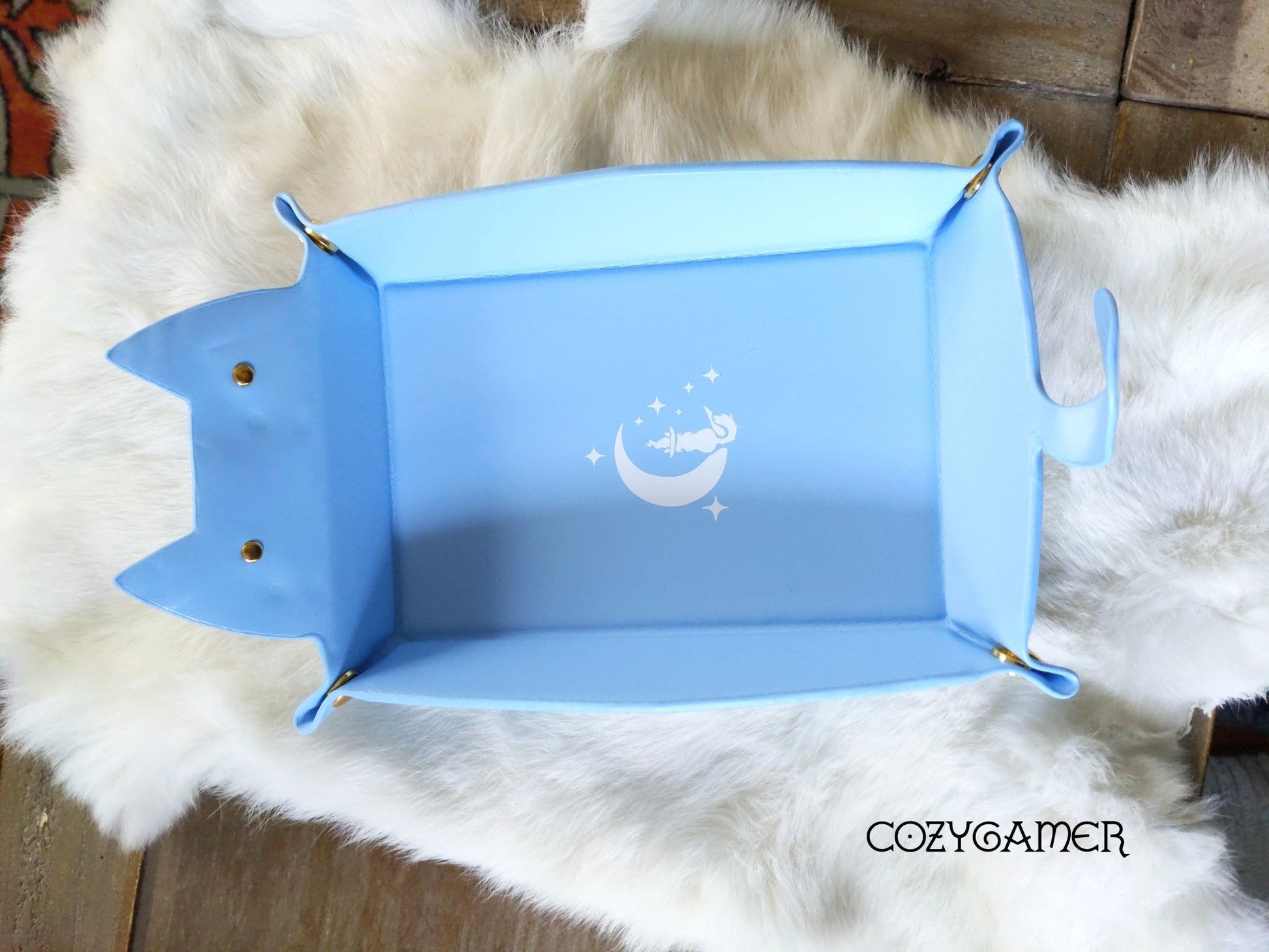 Cat Dice Tray in Light Blue | Foldable PU Leather Rolling Tray for DnD Dice Bags & Accessories Fennek & Finch