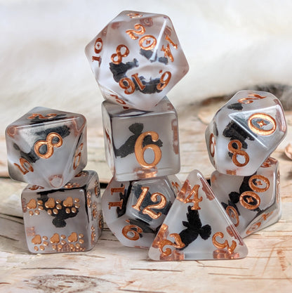 Crow Dice Set – 8pc Resin Dice with Flying Crows and Paw D6 - Fennek and Finch