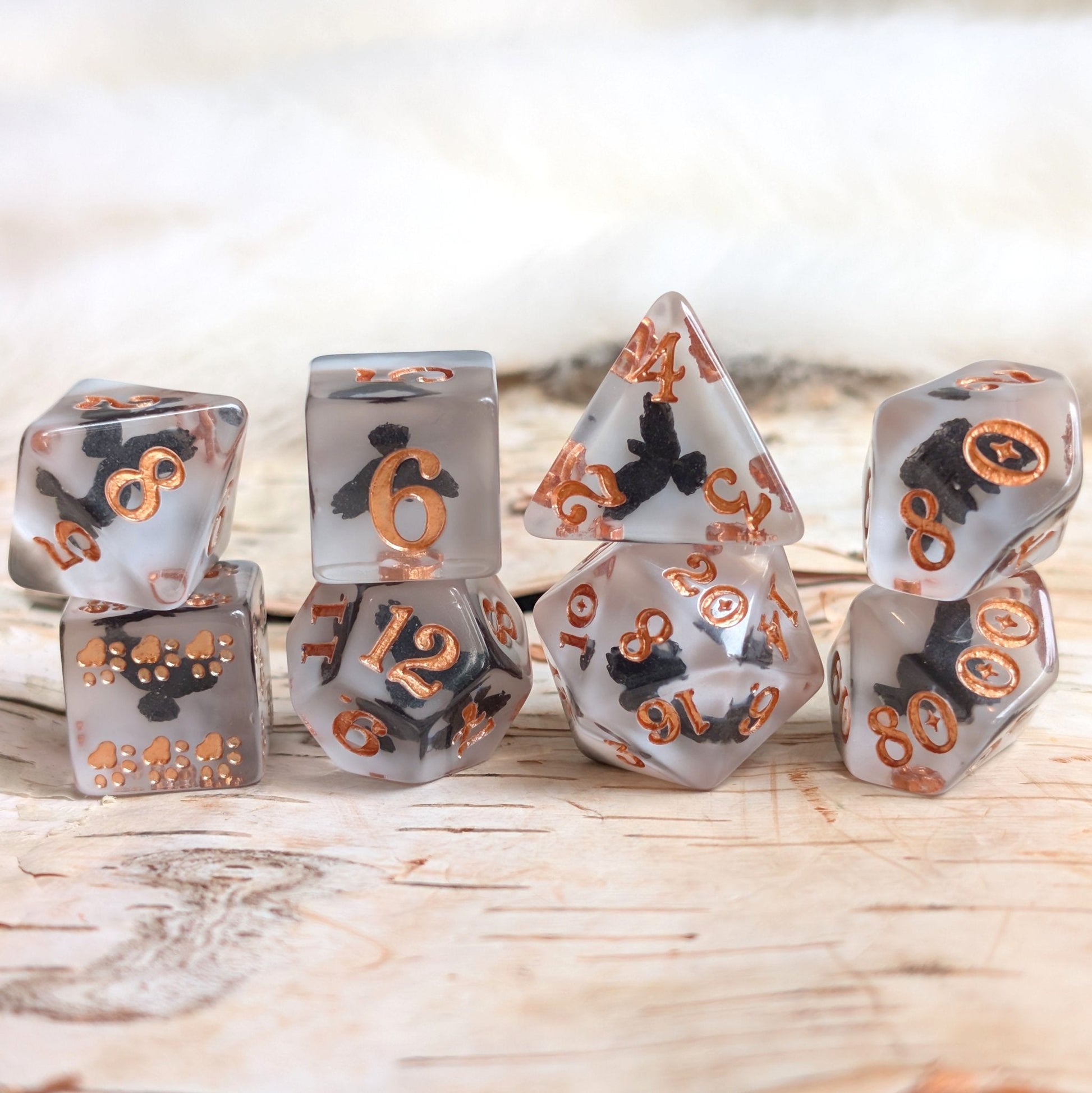 Crow Dice Set – 8pc Resin Dice with Flying Crows and Paw D6 - Fennek and Finch