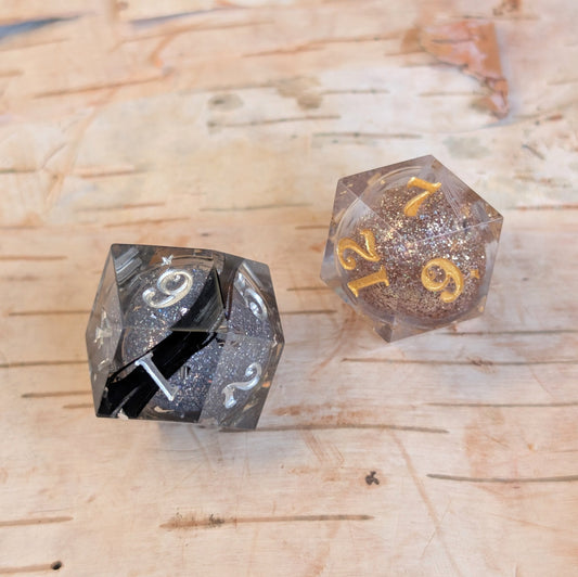 Daggerheart Hope and Fear Feather Liquid Core Dice Set – 2pc Sharp Edge Rhombic D12s Dice Fennek and Finch