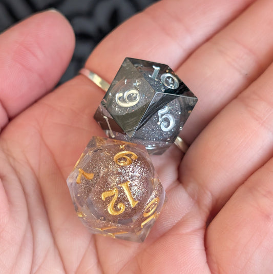 Daggerheart Hope and Fear Feather Liquid Core Dice Set – 2pc Sharp Edge Rhombic D12s Dice Fennek and Finch