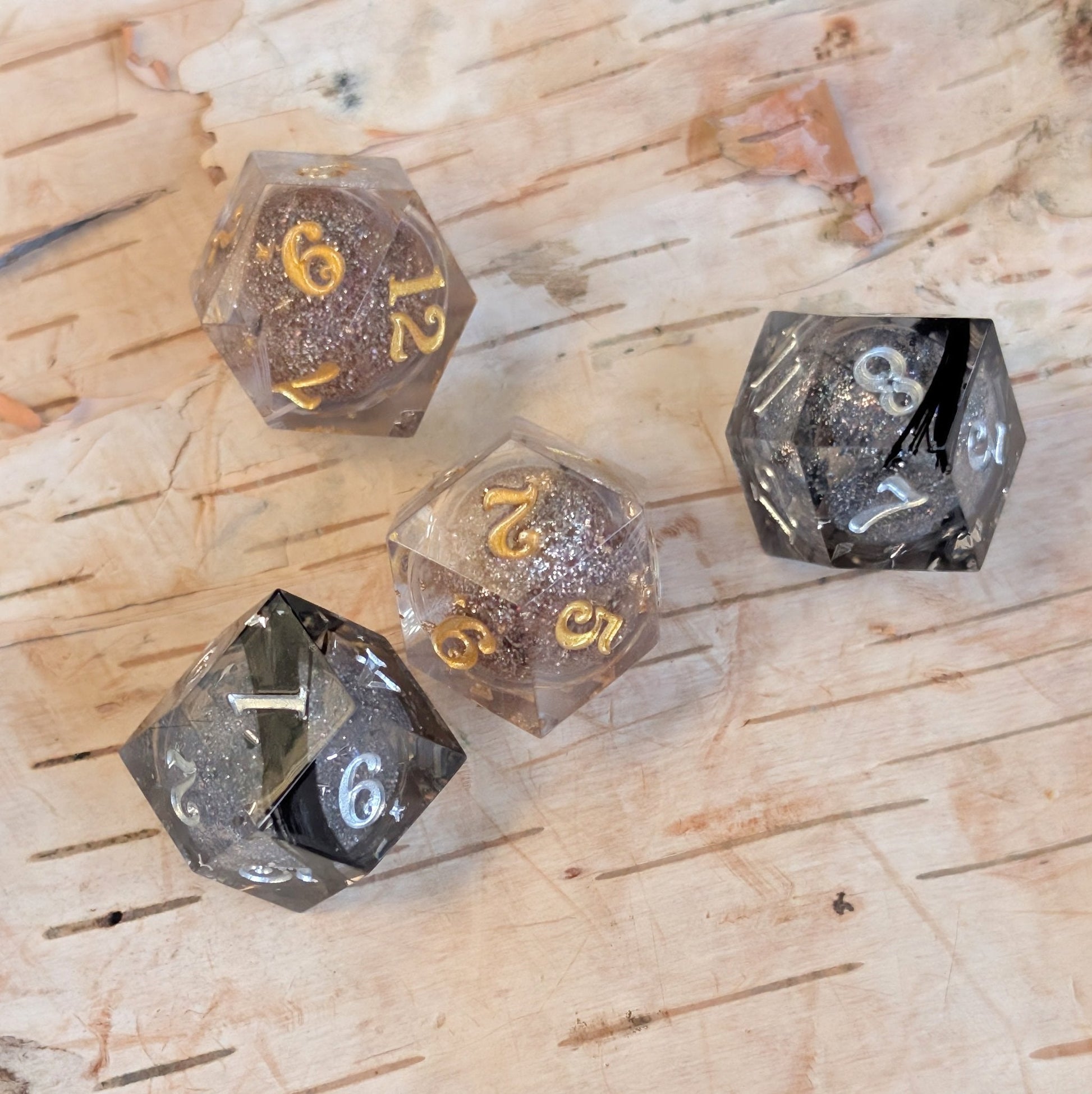 Daggerheart Hope and Fear Feather Liquid Core Dice Set – 2pc Sharp Edge Rhombic D12s Dice Fennek and Finch