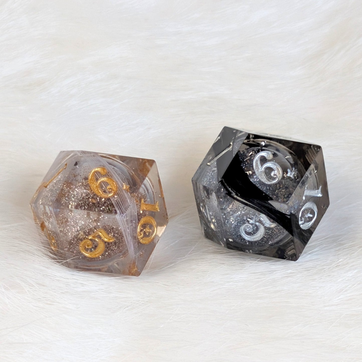 Daggerheart Hope and Fear Feather Liquid Core Dice Set – 2pc Sharp Edge Rhombic D12s Dice Fennek and Finch