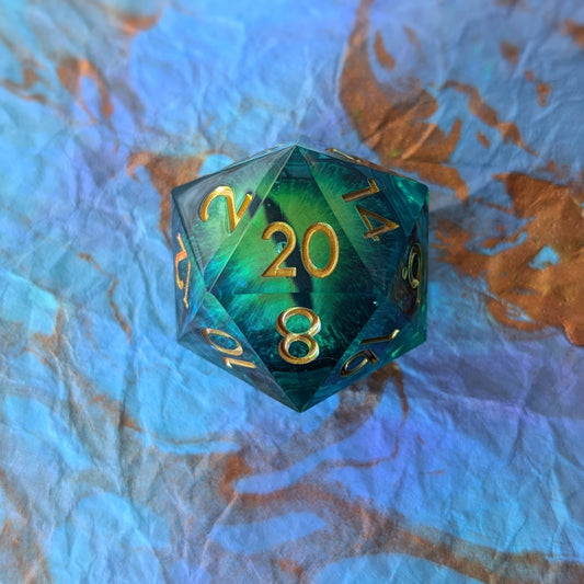 Emerald Eye Liquid Core D20 – Large Green Moving Eye DnD Die - Fennek and Finch