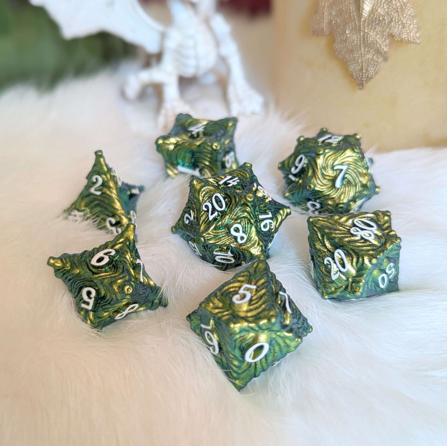 Enchanted Bark Metal Dice Set Green – 7 - Piece Tree Texture White Font Zinc Alloy - Fennek and Finch