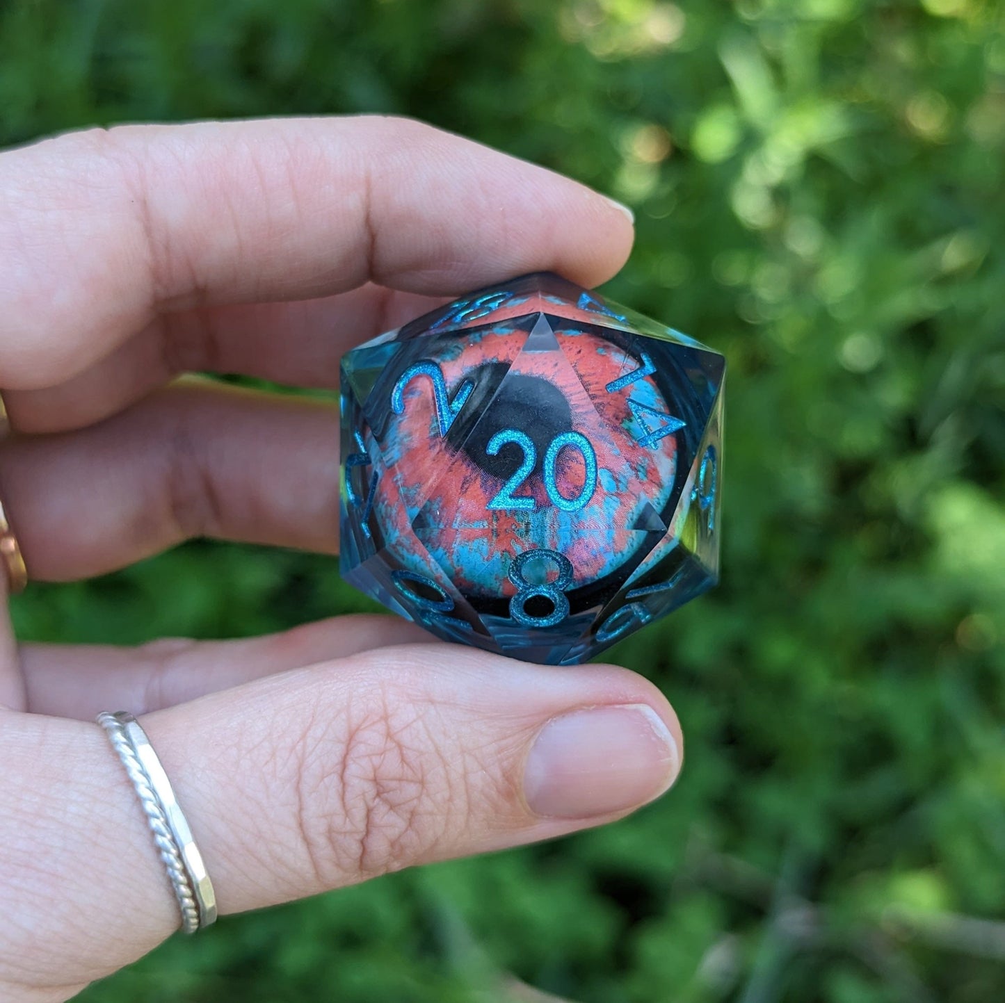 Extra Large D20 Liquid Core Moving Eye – 2" Giant DnD Die - Fennek and Finch