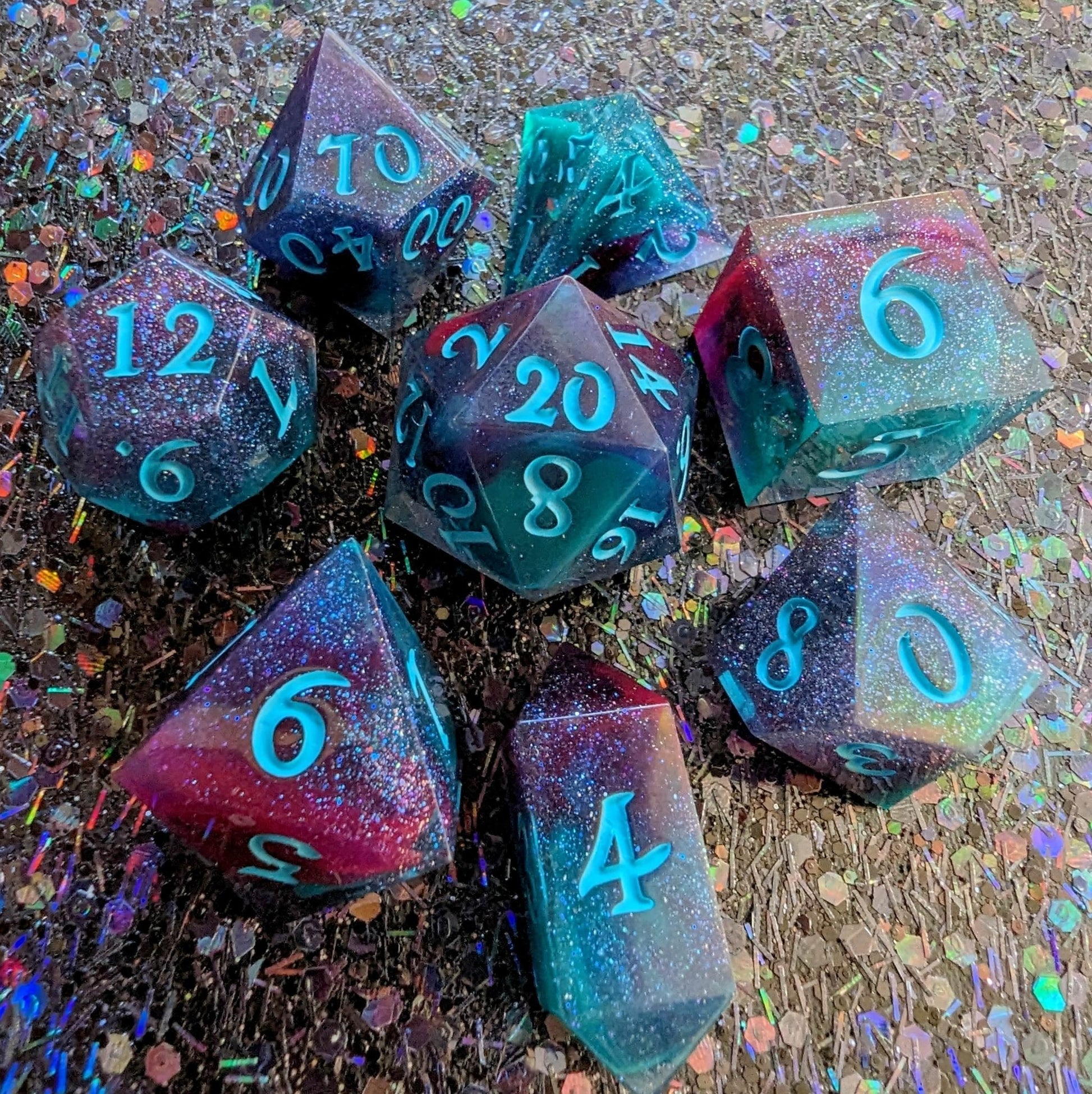 Fae Wing Dust Dice Set – 7 - Piece Iridescent Shimmer DnD Dice | Fennek & Finch - Fennek and Finch