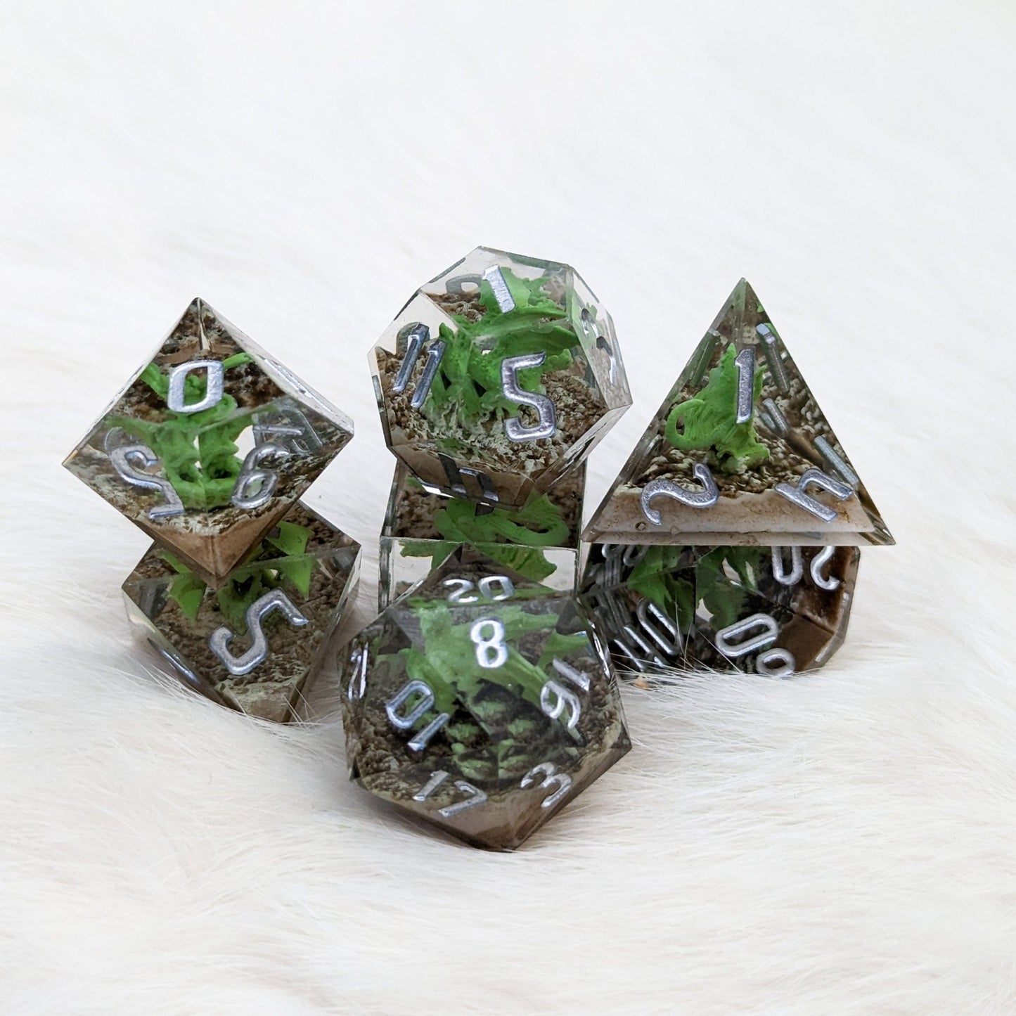 Green Dragon Sharp Edge Dice Set – 7 - Piece Miniature Dragon DnD Dice - Fennek and Finch
