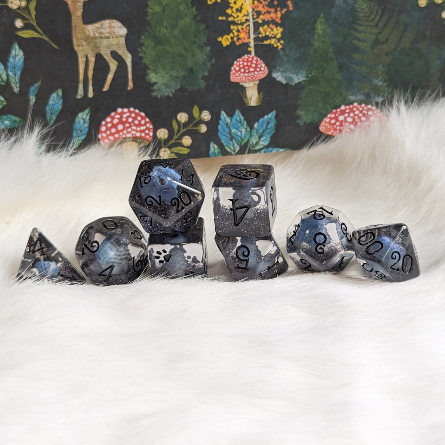 Inky Cap Mushroom Dice Set – 8 - Piece Black Glitter DnD Dice with Paw D6 | Fennek & Finch - Fennek and Finch