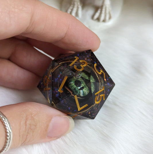 Large D20 Liquid Eye and Elven Ring